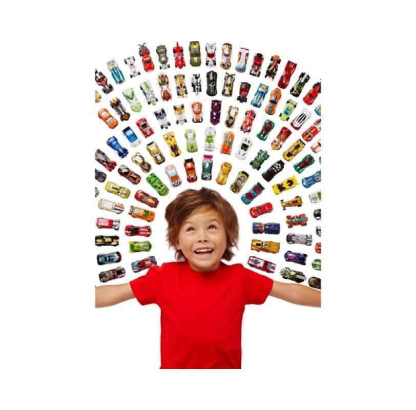 Hot Wheels Basic Cars Assortment (Random Pick of 3)